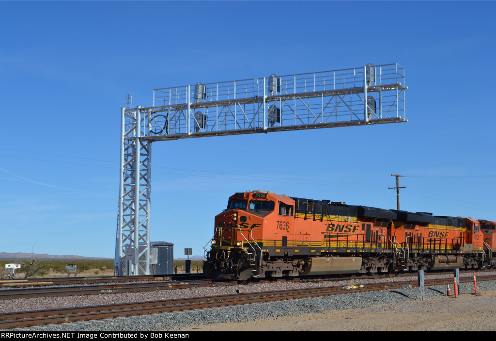 BNSF 7636